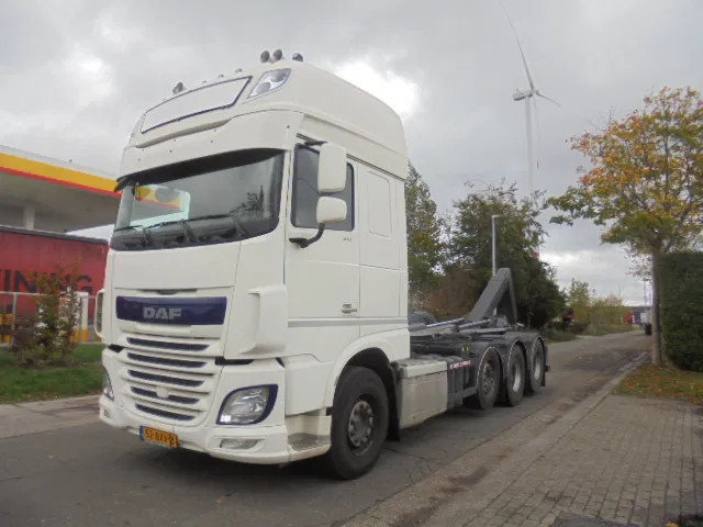 DAF XF 106 510 8X2 TRIPLE NL TRUCK - Camion ampliroll: photos 1 DAF XF 106 510 8X2 TRIPLE NL TRUCK - Camion ampliroll: photos 1