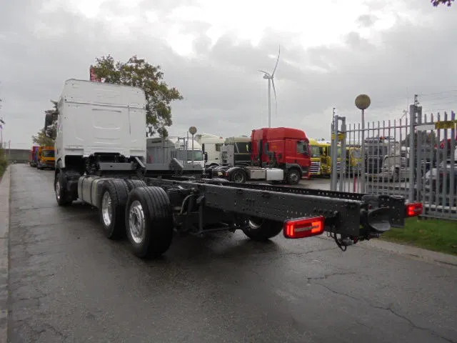 DAF XF 480 6X2 MET FABRIEKS GARANTIE - Châssis cabine: photos 4 DAF XF 480 6X2 MET FABRIEKS GARANTIE - Châssis cabine: photos 4