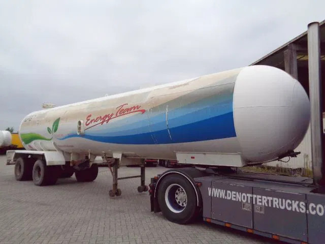 Diversen Isisan 45M3 LPG -BUTANE - Semi-remorque citerne: photos 2 Diversen Isisan 45M3 LPG -BUTANE - Semi-remorque citerne: photos 2