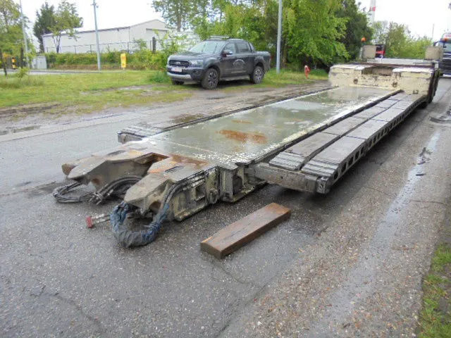 Faymonville F-S42-1ACA - Semi-remorque surbaissé: photos 3 Faymonville F-S42-1ACA - Semi-remorque surbaissé: photos 3