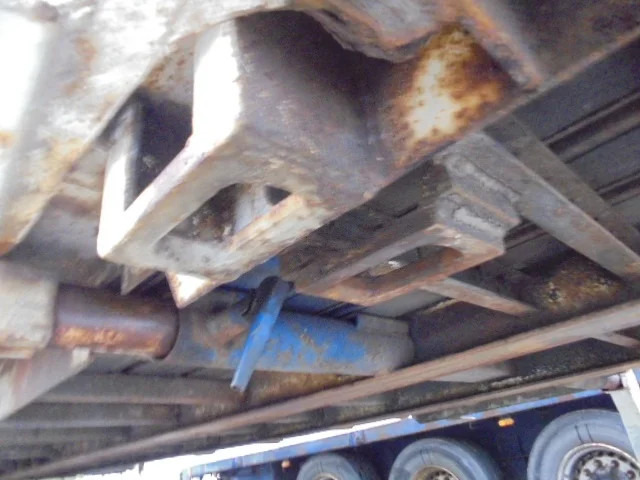 Carrosserie bâchee Fruehauf BDF: photos 12 Carrosserie bâchee Fruehauf BDF: photos 12