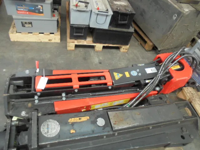 Kinshofer KM 920-12 NEW UNUSED - Grue auxiliaire: photos 2 Kinshofer KM 920-12 NEW UNUSED - Grue auxiliaire: photos 2