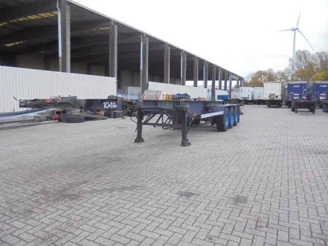 LAG 0-3-34 - Semi-remorque porte-conteneur/ Caisse mobile: photos 1 LAG 0-3-34 - Semi-remorque porte-conteneur/ Caisse mobile: photos 1