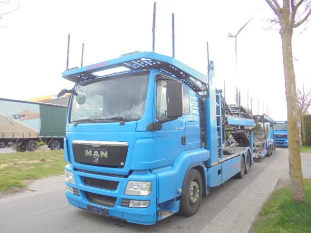 MAN TGS 24.440 + RETARDER - Camion porte-voitures: photos 1 MAN TGS 24.440 + RETARDER - Camion porte-voitures: photos 1