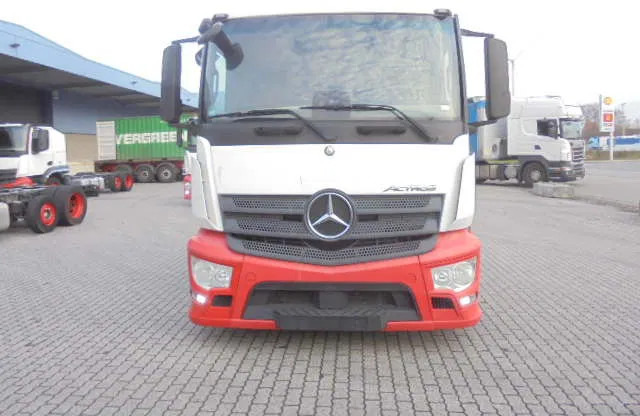 Mercedes-Benz Actros 2340 LL 6X2 - Camion porte-voitures: photos 2 Mercedes-Benz Actros 2340 LL 6X2 - Camion porte-voitures: photos 2