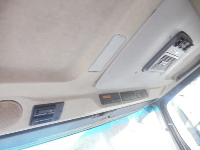 Camion porte-voitures Mercedes-Benz Actros 2340 LL 6X2: photos 16