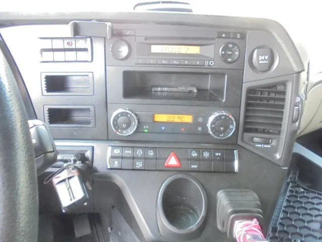 Camion porte-voitures Mercedes-Benz Actros 2340 LL 6X2: photos 12