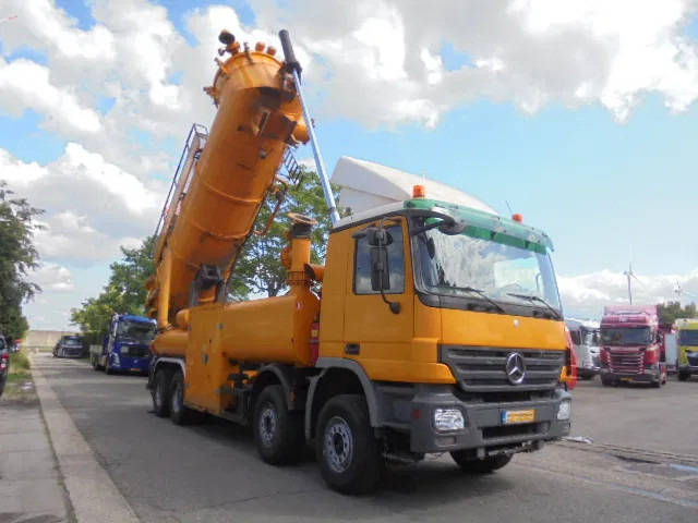 Mercedes-Benz Actros 4141K MEGA VAC - Camion hydrocureur: photos 2 Mercedes-Benz Actros 4141K MEGA VAC - Camion hydrocureur: photos 2