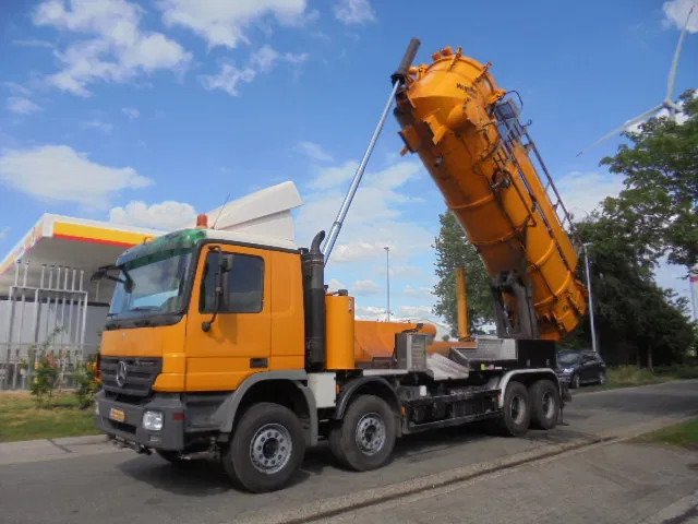 Mercedes-Benz Actros 4141K MEGA VAC - Camion hydrocureur: photos 1 Mercedes-Benz Actros 4141K MEGA VAC - Camion hydrocureur: photos 1