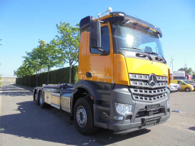 Mercedes-Benz Arocs 2848 NEW DEC 2024 - Camion ampliroll: photos 3 Mercedes-Benz Arocs 2848 NEW DEC 2024 - Camion ampliroll: photos 3