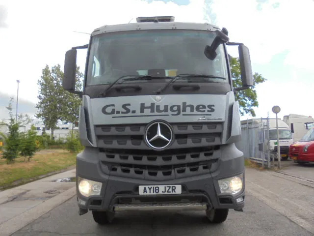 Mercedes-Benz Arocs 3340 8X4 - Camion benne: photos 3 Mercedes-Benz Arocs 3340 8X4 - Camion benne: photos 3