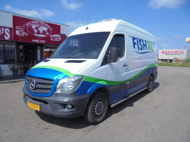 Mercedes-Benz Sprinter 313 FRIGO NL TRUCK - Véhicule utilitaire frigorifique: photos 1 Mercedes-Benz Sprinter 313 FRIGO NL TRUCK - Véhicule utilitaire frigorifique: photos 1