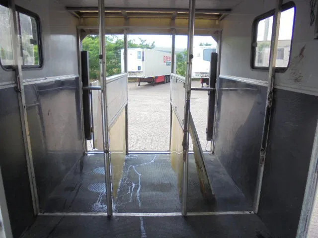 Semi-remorque bétaillère Netam ONCZ 16/108 002 NL KENTEKEN: photos 19