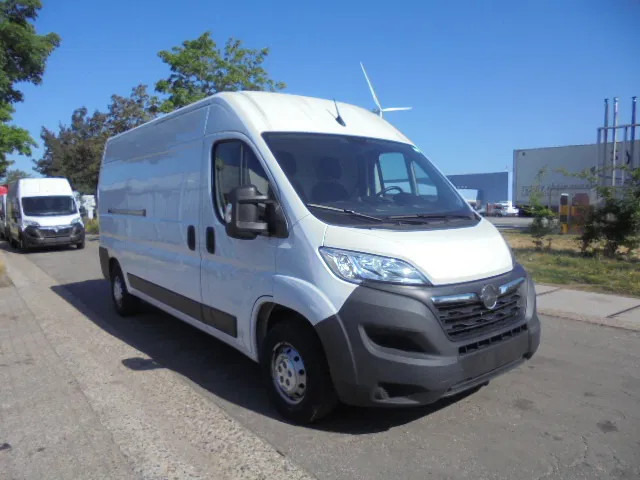Opel Movano L3H2 2.2L BLUE HDI 140 - Fourgon utilitaire: photos 3 Opel Movano L3H2 2.2L BLUE HDI 140 - Fourgon utilitaire: photos 3
