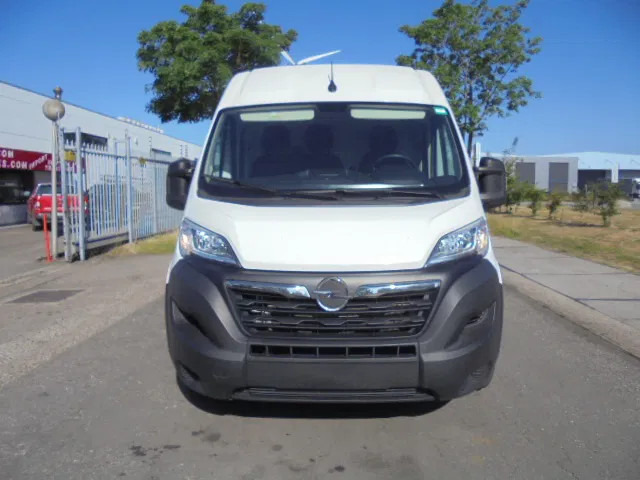 Opel Movano L3H2 2.2L BLUE HDI 140 - Fourgon utilitaire: photos 2 Opel Movano L3H2 2.2L BLUE HDI 140 - Fourgon utilitaire: photos 2