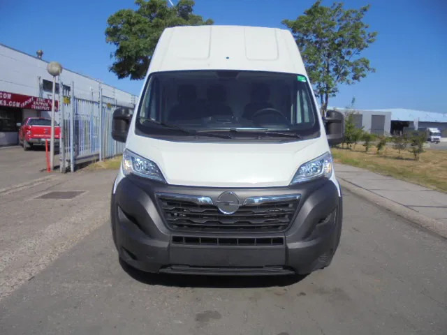 Opel Movano L3H2 2.2L BLUE HDI 165 - Fourgon utilitaire: photos 2 Opel Movano L3H2 2.2L BLUE HDI 165 - Fourgon utilitaire: photos 2
