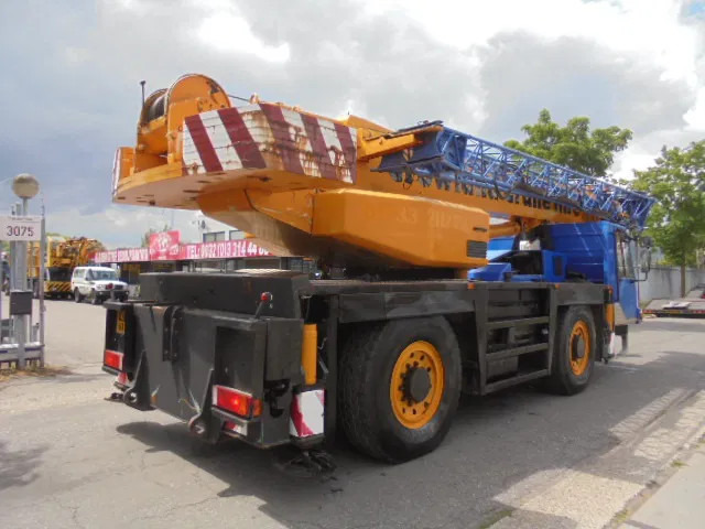 PPM ATT 350 4X4X4 - Grue tout-terrain: photos 4 PPM ATT 350 4X4X4 - Grue tout-terrain: photos 4