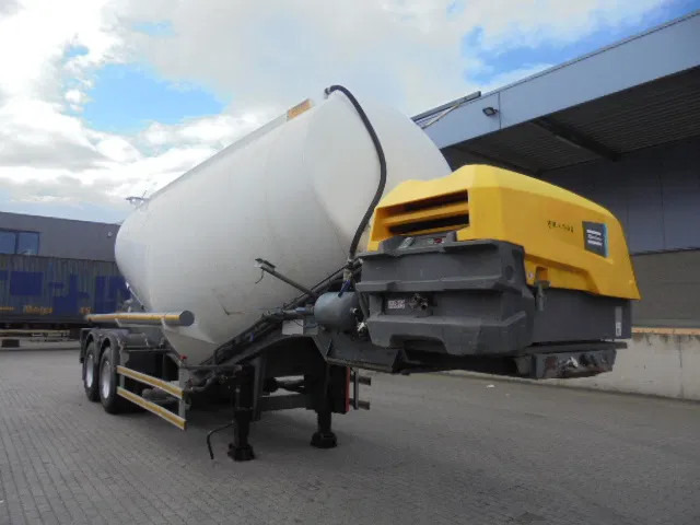 Saitek BULKTRAILER - Semi-remorque citerne: photos 2 Saitek BULKTRAILER - Semi-remorque citerne: photos 2