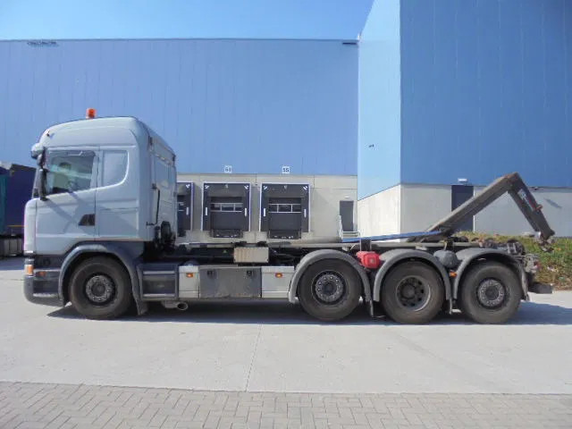 Scania G450 8X2 TRIPLE RETARDER - Camion ampliroll: photos 1 Scania G450 8X2 TRIPLE RETARDER - Camion ampliroll: photos 1
