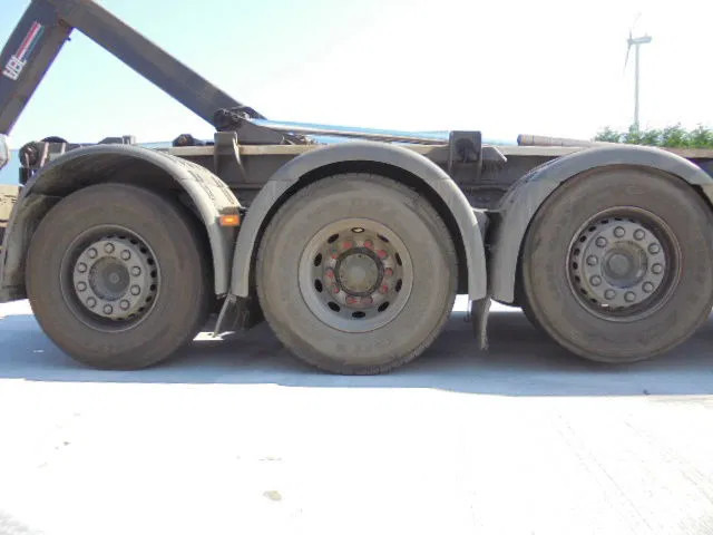 Scania G450 8X2 TRIPLE RETARDER - Camion ampliroll: photos 5 Scania G450 8X2 TRIPLE RETARDER - Camion ampliroll: photos 5