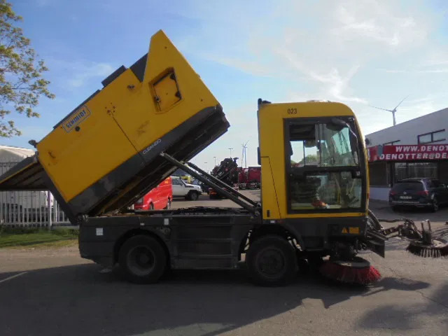 Schmidt CLEANGO 500 NL MACHINE - Balayeuse industrielle: photos 4 Schmidt CLEANGO 500 NL MACHINE - Balayeuse industrielle: photos 4
