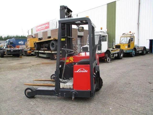 Terberg KINGLIFT TKL-S-X3 - Chariot embarqué: photos 3 Terberg KINGLIFT TKL-S-X3 - Chariot embarqué: photos 3