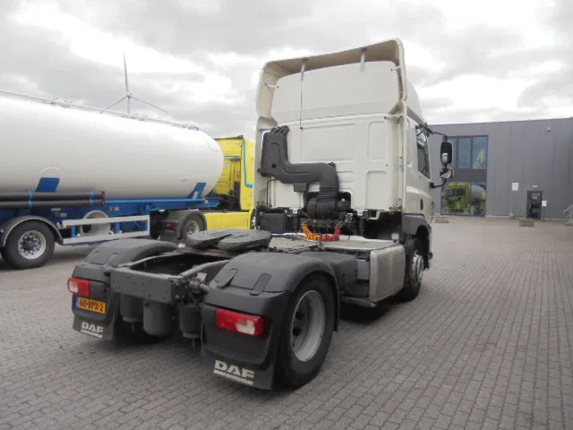 DAF CF 400 NL TRUCK - Tracteur routier: photos 3 DAF CF 400 NL TRUCK - Tracteur routier: photos 3