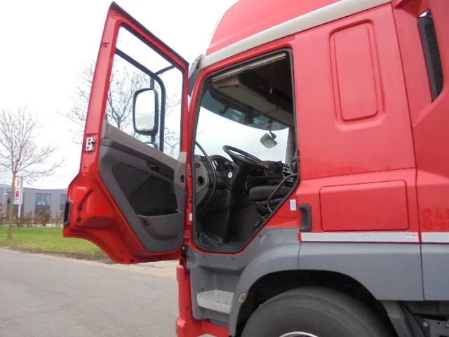 Tracteur routier DAF CF 410 SSC: photos 8 Tracteur routier DAF CF 410 SSC: photos 8