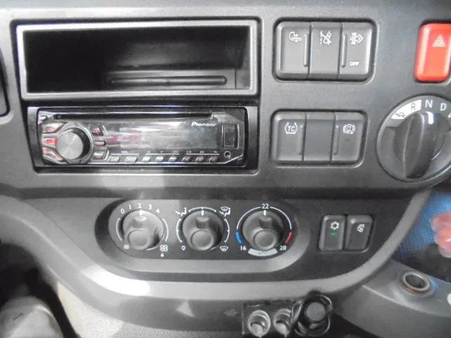 Tracteur routier DAF XF 440 125XDAF 106 TRACTORHEAD IN STOCK: photos 15 Tracteur routier DAF XF 440 125XDAF 106 TRACTORHEAD IN STOCK: photos 15