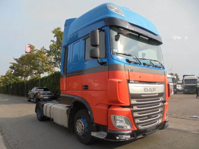 DAF XF 440 FT MEGA - Tracteur routier: photos 3 DAF XF 440 FT MEGA - Tracteur routier: photos 3