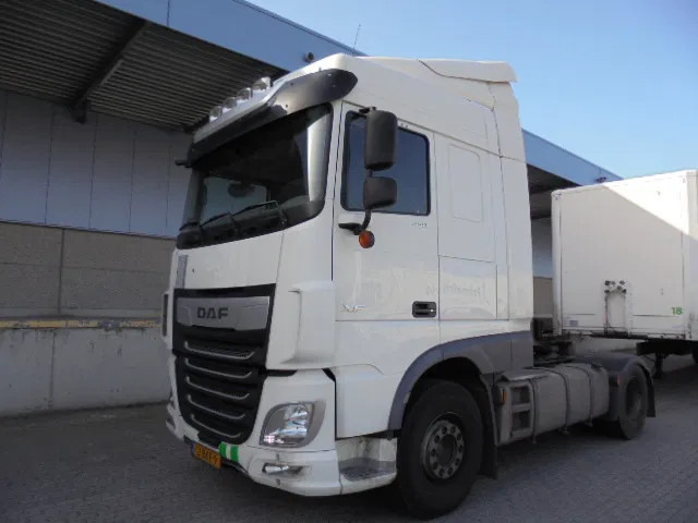DAF XF 450 - Tracteur routier: photos 1 DAF XF 450 - Tracteur routier: photos 1