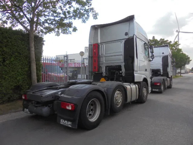 DAF XF 450 FTG 6X2 SUPER SPACE DUITSE BRIEF - Tracteur routier: photos 4 DAF XF 450 FTG 6X2 SUPER SPACE DUITSE BRIEF - Tracteur routier: photos 4