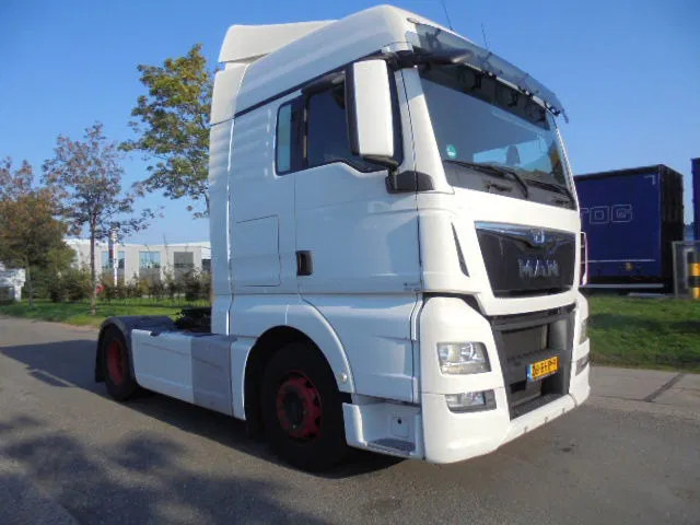 MAN TGX 18.400 XL - Tracteur routier: photos 3 MAN TGX 18.400 XL - Tracteur routier: photos 3