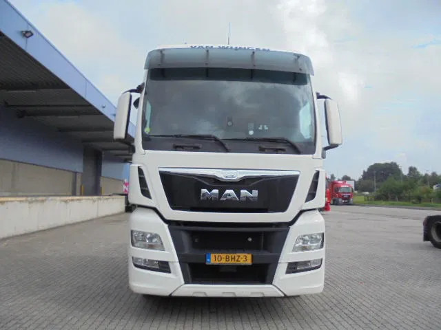 MAN TGX 18-480 XXL NEW TYPE TACHO-SMART TACHO - Tracteur routier: photos 2 MAN TGX 18-480 XXL NEW TYPE TACHO-SMART TACHO - Tracteur routier: photos 2