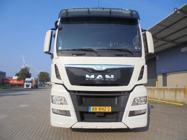 MAN TGX 28.480 6X2 XXL - Tracteur routier: photos 2 MAN TGX 28.480 6X2 XXL - Tracteur routier: photos 2