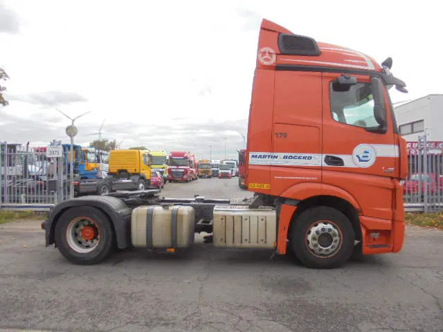 Mercedes-Benz Actros 1842 APK 06-2026 - Tracteur routier: photos 4 Mercedes-Benz Actros 1842 APK 06-2026 - Tracteur routier: photos 4