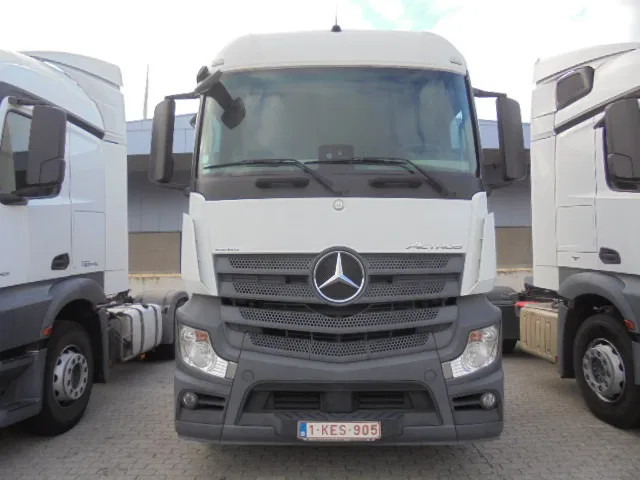 Mercedes-Benz Actros 1943 BELGIUM REGISTRATION TUV 05-2026 - Tracteur routier: photos 2 Mercedes-Benz Actros 1943 BELGIUM REGISTRATION TUV 05-2026 - Tracteur routier: photos 2