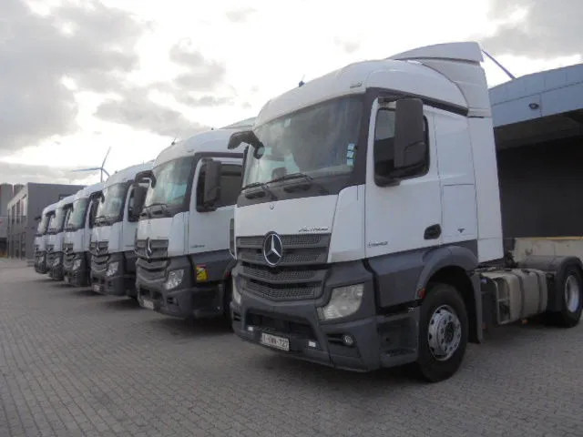 Mercedes-Benz Actros 1943 BELGIUM REGISTRATION TUV 06-2026 12X IN STOCK - Tracteur routier: photos 4 Mercedes-Benz Actros 1943 BELGIUM REGISTRATION TUV 06-2026 12X IN STOCK - Tracteur routier: photos 4