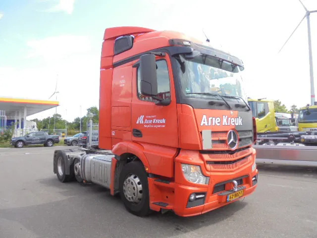 Mercedes-Benz Actros 2343 6X2 VOORLOOPAS - Tracteur routier: photos 3 Mercedes-Benz Actros 2343 6X2 VOORLOOPAS - Tracteur routier: photos 3