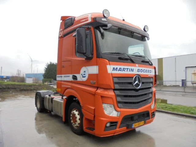 Mercedes-Benz Actros - Tracteur routier: photos 3 Mercedes-Benz Actros - Tracteur routier: photos 3