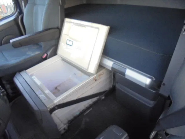 Camion à rideaux coulissants Volvo FH 420 6X2 NL TRUCK: photos 9 Camion à rideaux coulissants Volvo FH 420 6X2 NL TRUCK: photos 9