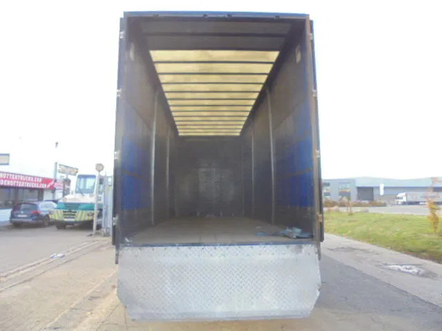 Camion à rideaux coulissants Volvo FH 420 6X2 NL TRUCK: photos 10 Camion à rideaux coulissants Volvo FH 420 6X2 NL TRUCK: photos 10