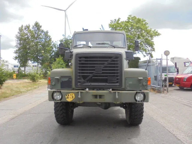 Volvo N 10 6X6 L + FASSI 3X IN STOCK - Camion plateau, Camion grue: photos 2 Volvo N 10 6X6 L + FASSI 3X IN STOCK - Camion plateau, Camion grue: photos 2