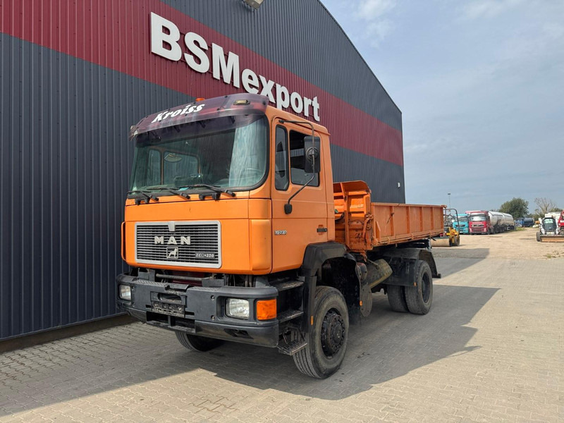 MAN 19.272 - Camion benne: photos 1 MAN 19.272 - Camion benne: photos 1