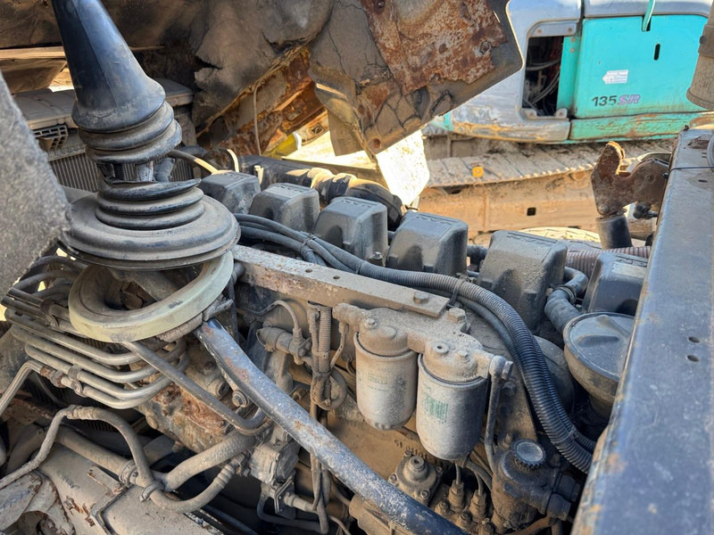 Camion benne MAN 26.403. 6x4. Spring/Air: photos 12