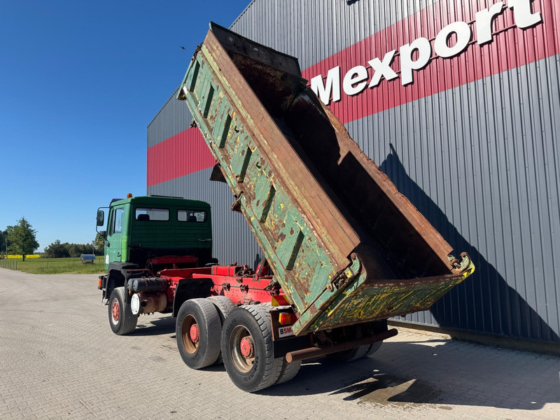 MAN 27.402, 6x6 - Camion benne: photos 5 MAN 27.402, 6x6 - Camion benne: photos 5