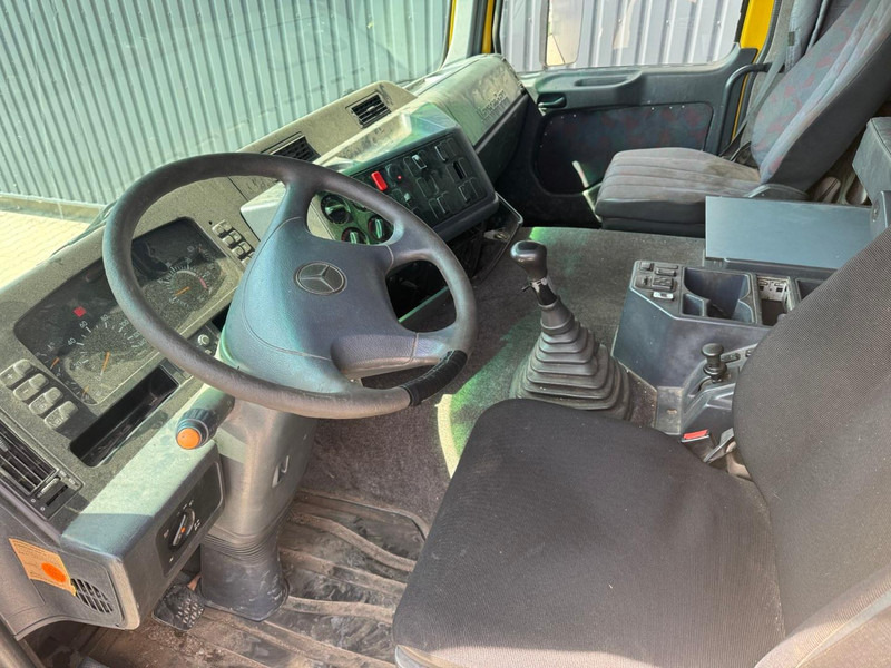 Mercedes-Benz Actros 1831, no crane - Camion plateau: photos 5 Mercedes-Benz Actros 1831, no crane - Camion plateau: photos 5
