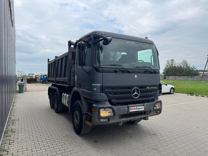 Mercedes-Benz Actros 3341 - Camion benne: photos 3 Mercedes-Benz Actros 3341 - Camion benne: photos 3