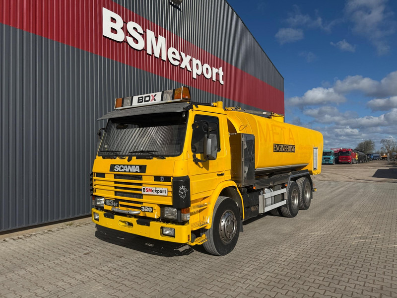Scania 113.320 vacuum truck - Camion hydrocureur: photos 1 Scania 113.320 vacuum truck - Camion hydrocureur: photos 1