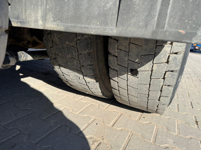 Tracteur routier MAN 19.403: photos 10